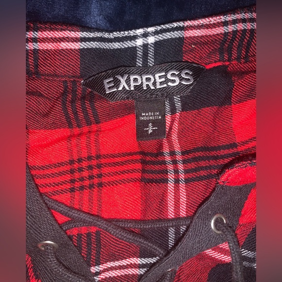 Red and black lace up top. EUC. Size small. - Picture 5 of 11